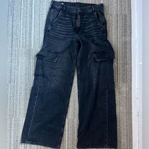 Black American Eagle Cargo Jeans